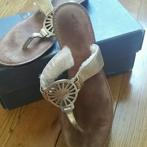 UGG Shoes - UGG | Medallion Sandals